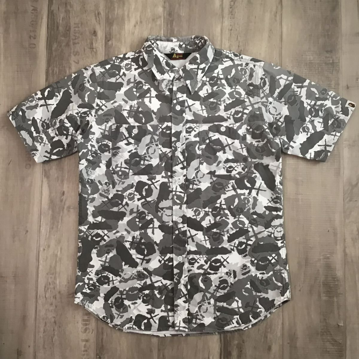 ☆激レア☆ KAWS × BAPE FACE ワークシャツ Mサイズ a bathing ape 