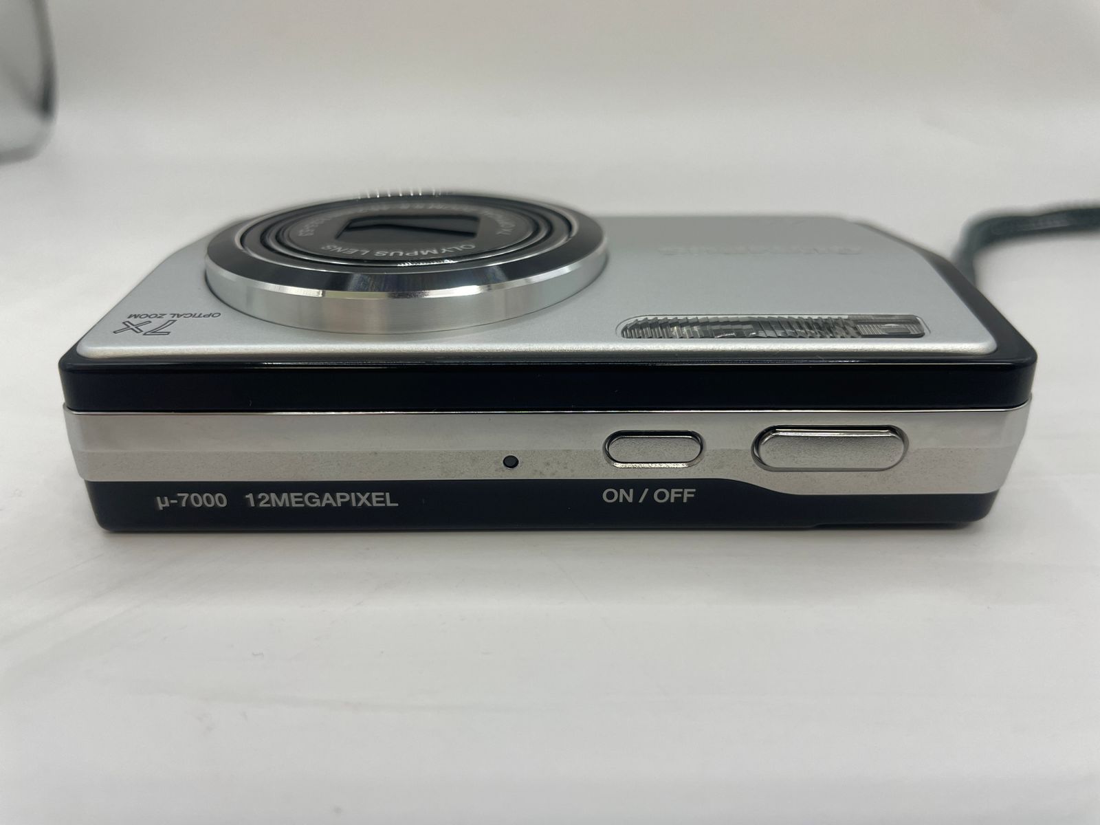 OLYMPUS オリンパス μ-7000 デジカメ 動作確認済み】OLYMPUS オリンパス μ-7000 カメラ コンパクト