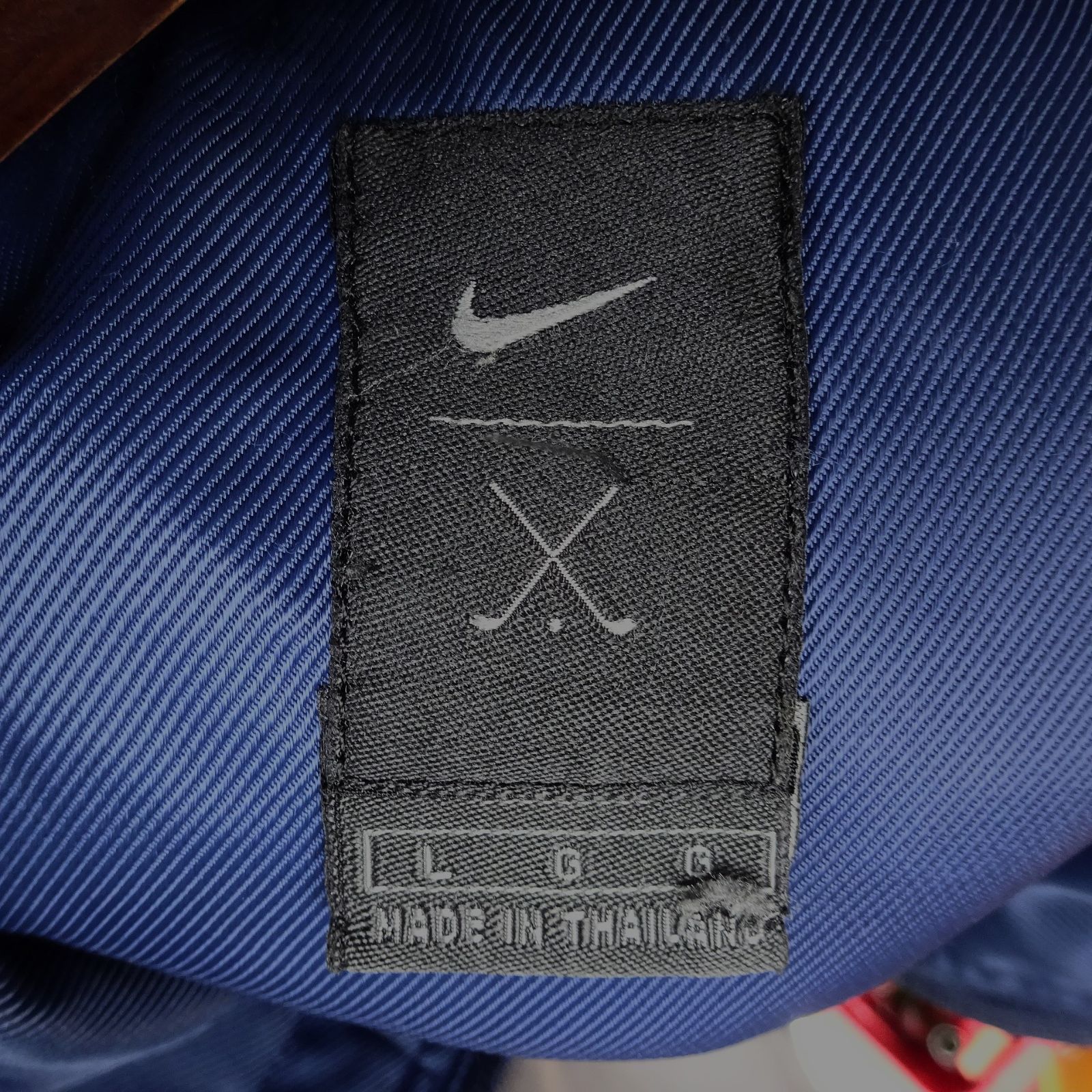 NIKE ナイキ ナイロン ジャケット L サイズ 刺繍 ワンポイント