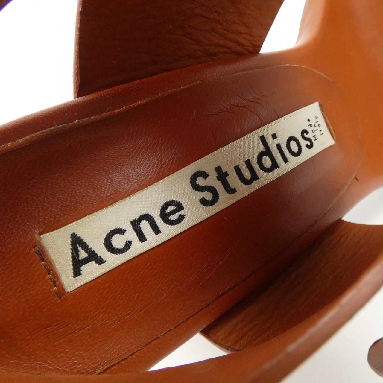 Acne Studios サンダル ベージュ系 0450325Y0027 Acne Studios サンダル レディース 【古着】【中古】【送料無料