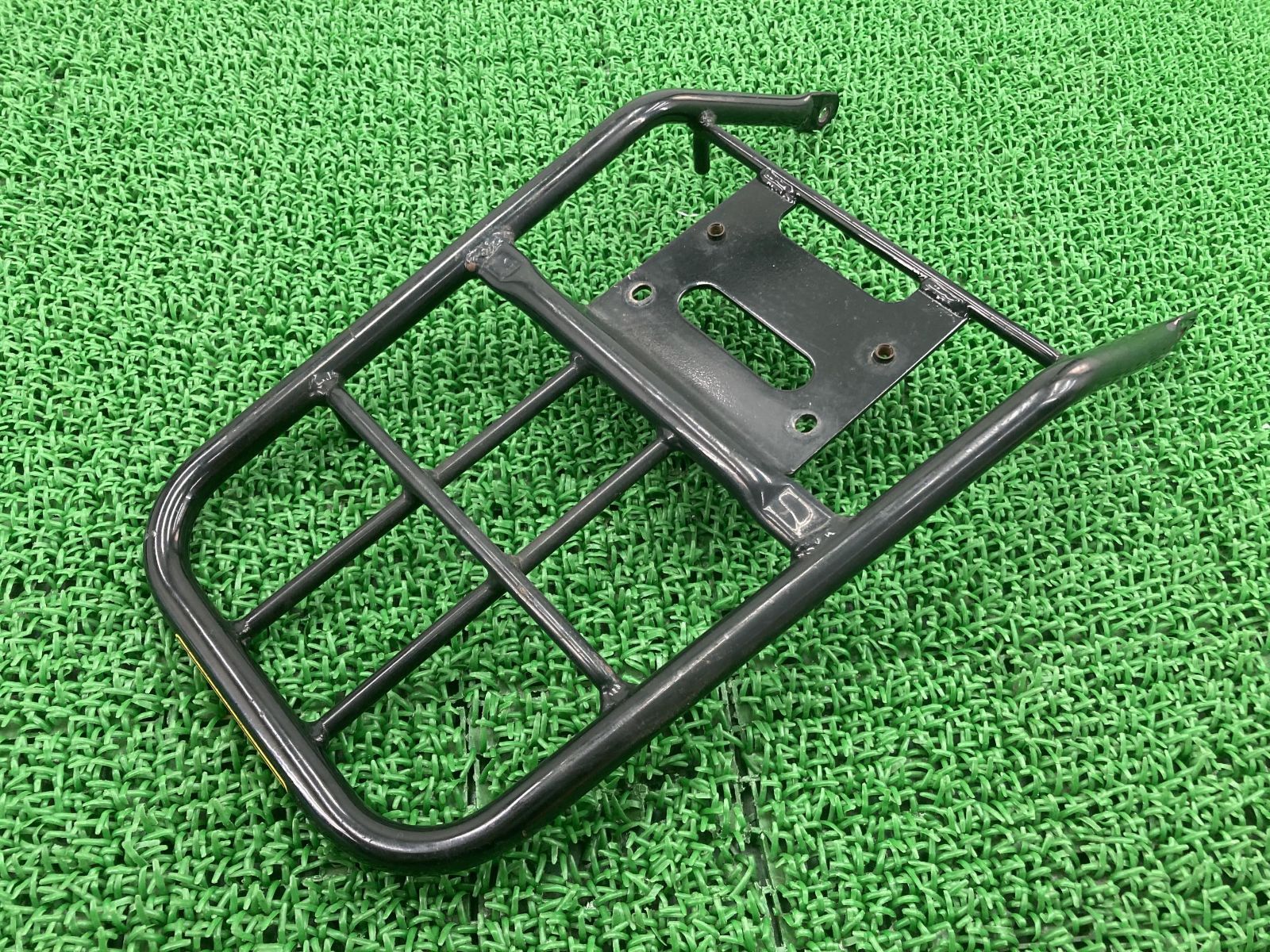 XR250モタード リアキャリア 黒 KJ9-750 ホンダ 純正 中古 バイク 部品 MD30 曲がりなし そのまま使える 車検 Genuine