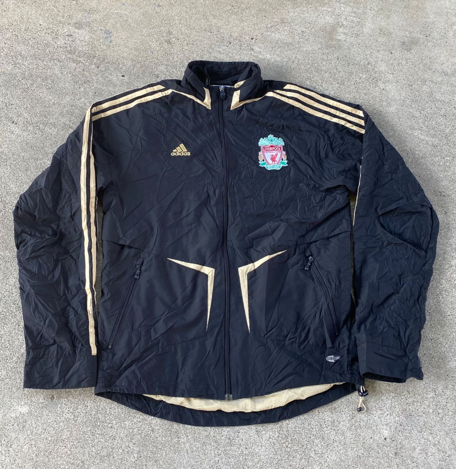 アディダス製　プレミアリーグ　リバプールFC　トラックジャケット　万国旗 人気】 アディダス adidas リバプール Liverpool FC トラック