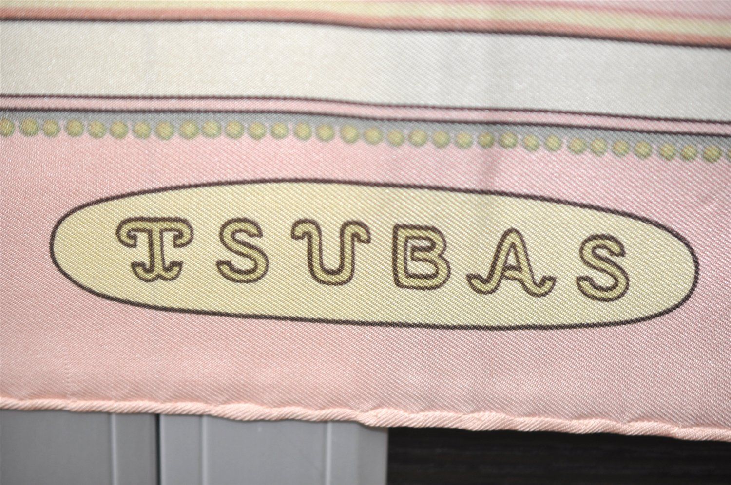 エルメス　スカーフ　カレ90 【鍔・ツバ】 TSUBAS　シルク ピンク HERMES - ☆HERMES☆ スカーフ カレ90 TSUBAS 日本刀 鍔 和柄