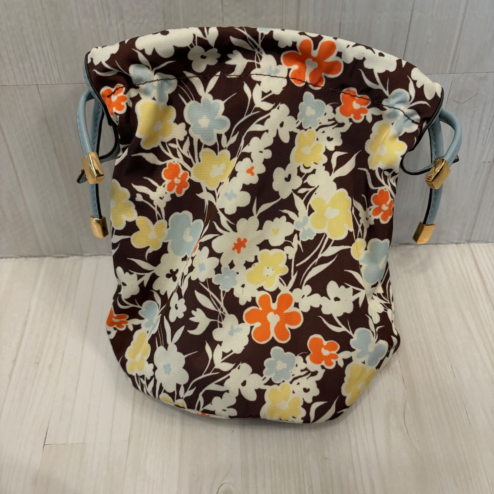 美品 ToryBurch トリーバーチ エマーソン ミニバケット 花 巾着 美品 ToryBurch トリーバーチ エマーソン ミニバケット 花 巾着