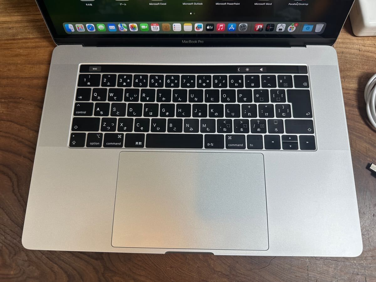 極美品新品バッテリー」Apple MacBook PRO Retina 15.4inch 2019/CPUi9