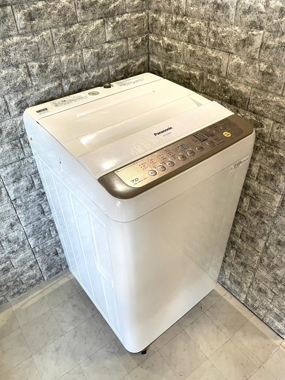 送料無料☆3か月保証付き☆2016年☆Panasonic☆7kg☆NA-F70PB10☆S-734 