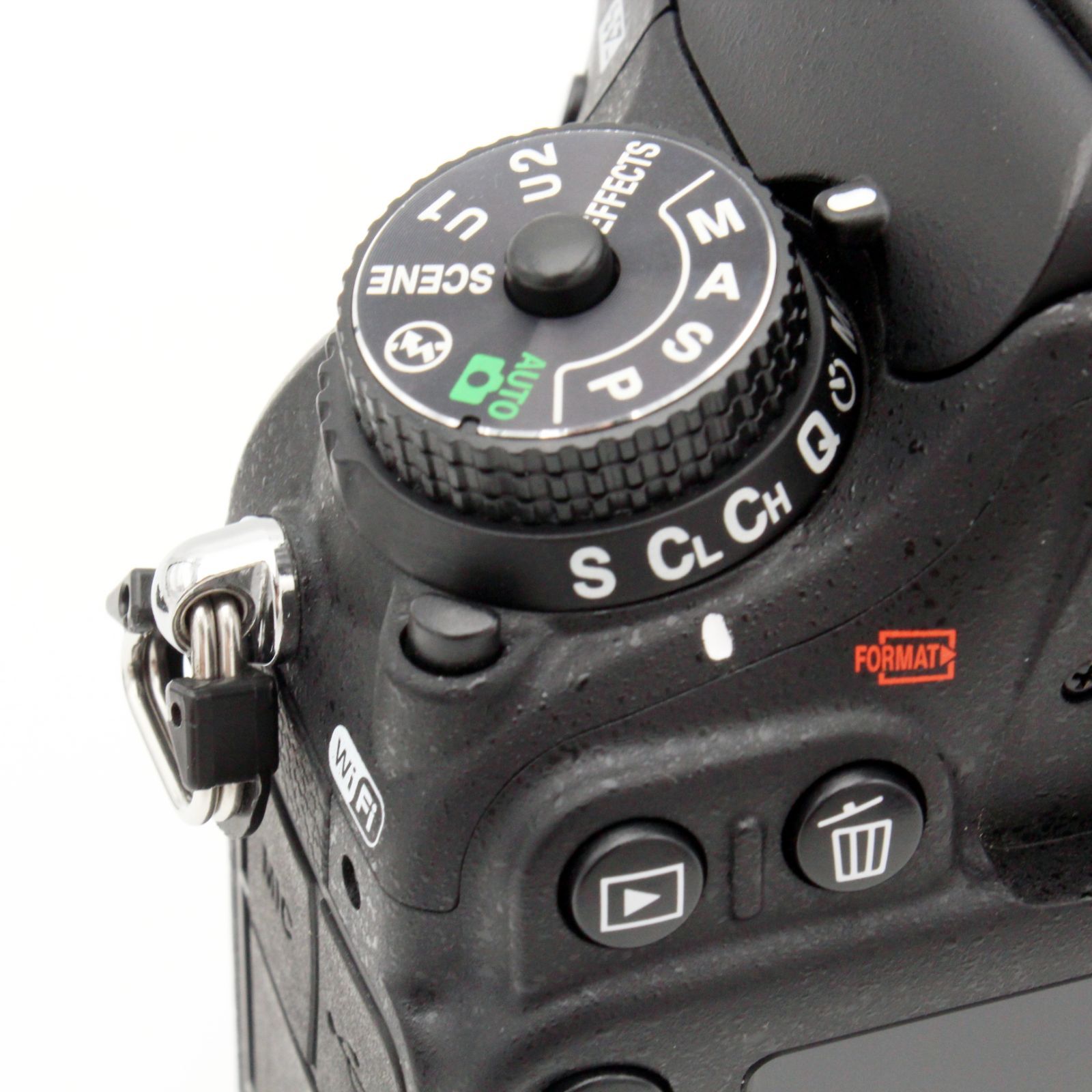 シャッター数3191枚【新品級】Nikon D7200 ボディ#6401 - メルカリ 