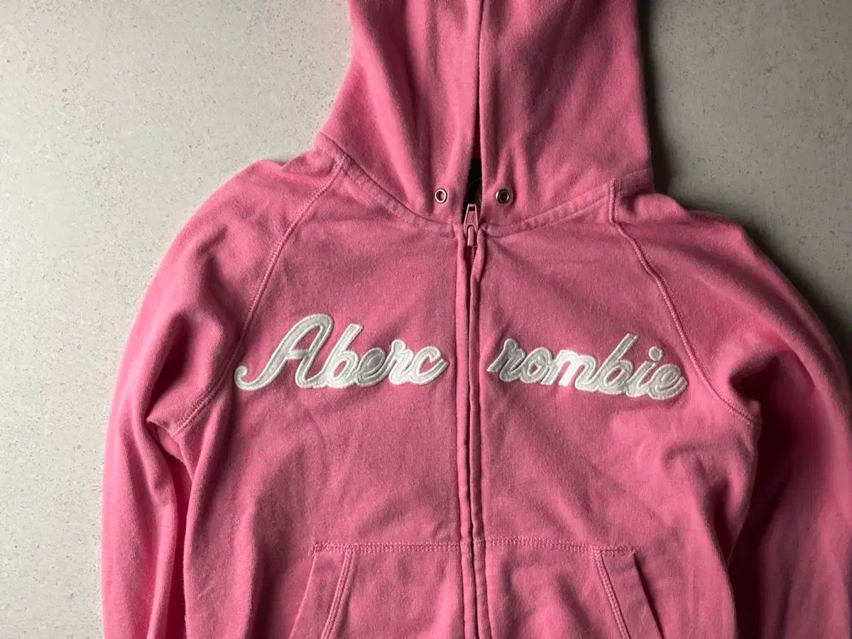  アバクロンビー クロップド ピンク ジップアップ パーカー トップス