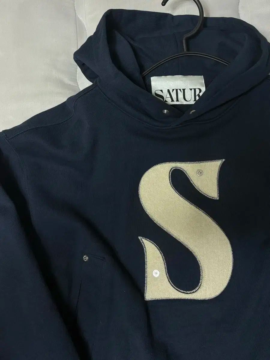 SATUR(セター) 100 サイズ フード付きTシャツ
