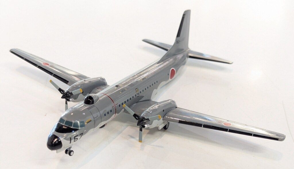 全日空商事 1/200スケール YS-11EB 航空自衛隊[92-1157] YS21137