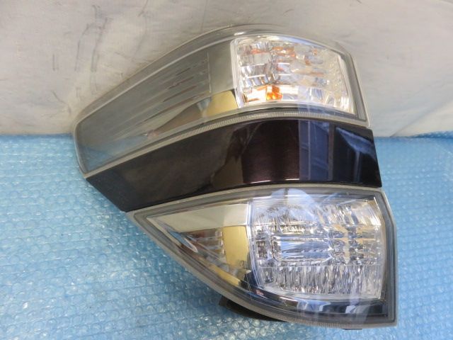 STD3767 点灯OK ヴェルファイア 20系前期/リア(左)テールライト/LED テールランプ/純正 KOITO 58-29/ANH20W ANH25W GGH20W GGH25W