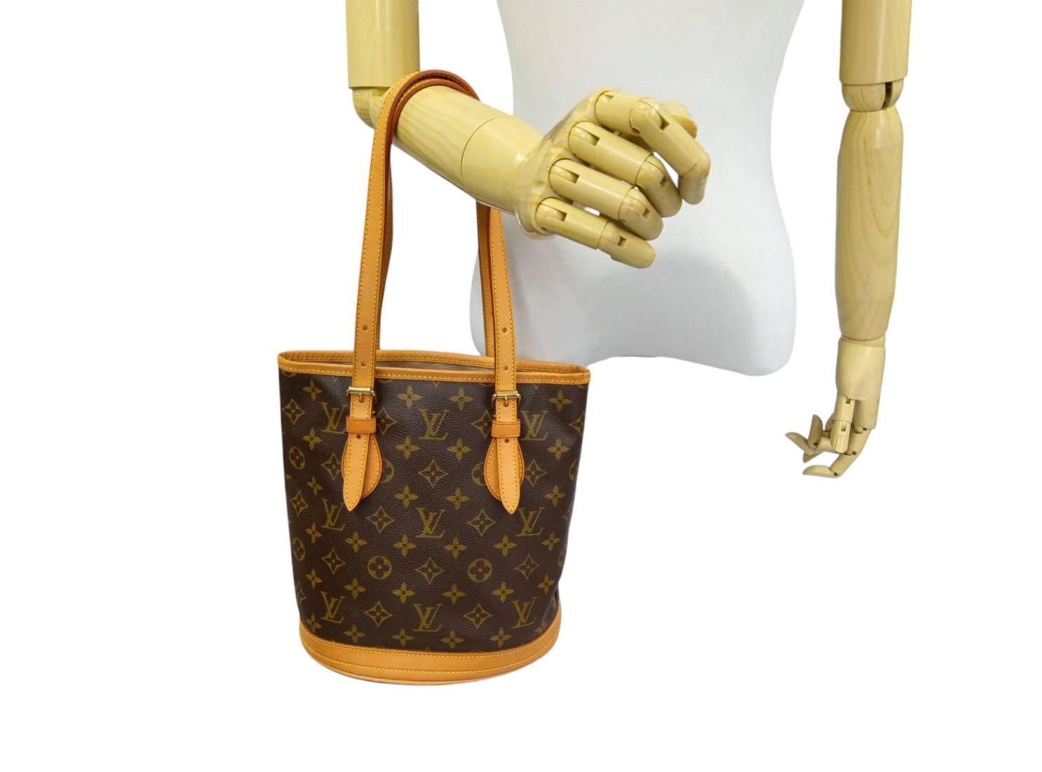 [鑑定済] LOUISVUITTON バケットPM モノグラム　M42238 鑑定済] LOUISVUITTON バケットPM モノグラム M42238 - メルカリ