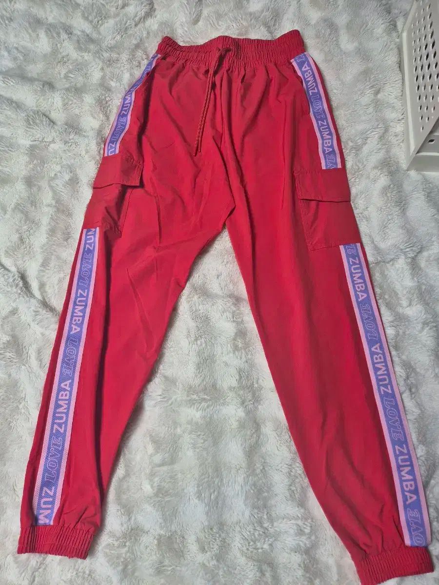 ズンバ 新作 ジョガーパンツ S ズンバ 日本