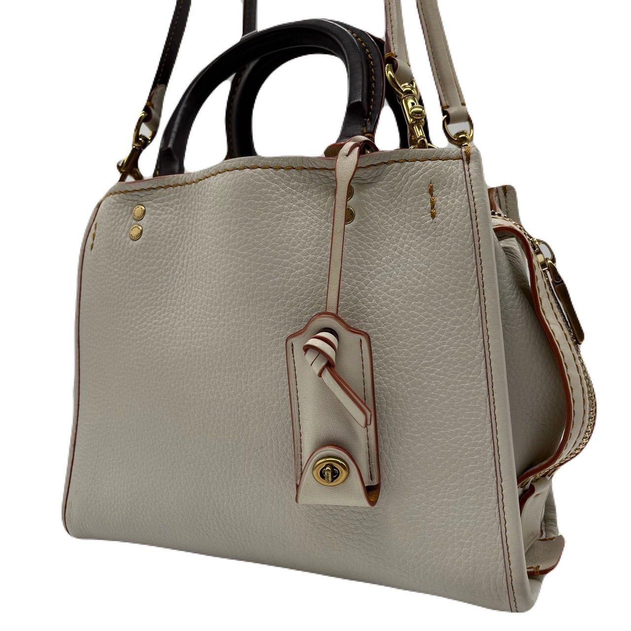 【極美品】COACH ショルダーバッグ ターンロック カメラバッグ シボ革 極美品】コーチ ショルダーバッグ シボ革 ターンロック チャーム