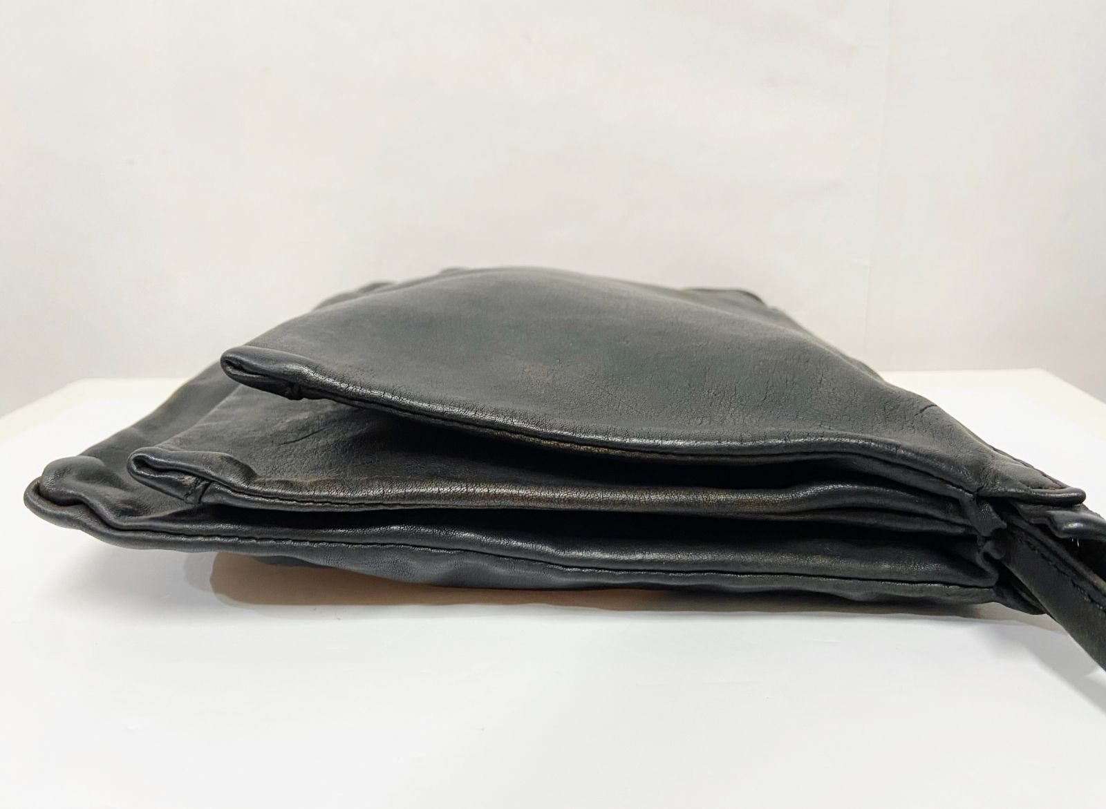 Guidi グイディ 3 POCKETS BAG カンガルーレザー ショルダーバッグ 鞄 