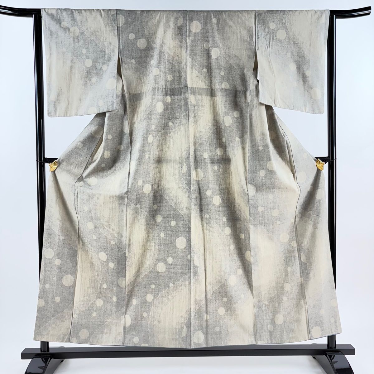 紬 身丈156.5cm 裄丈63cm S 袷 流水 亀甲絣 灰色 正絹 秀品