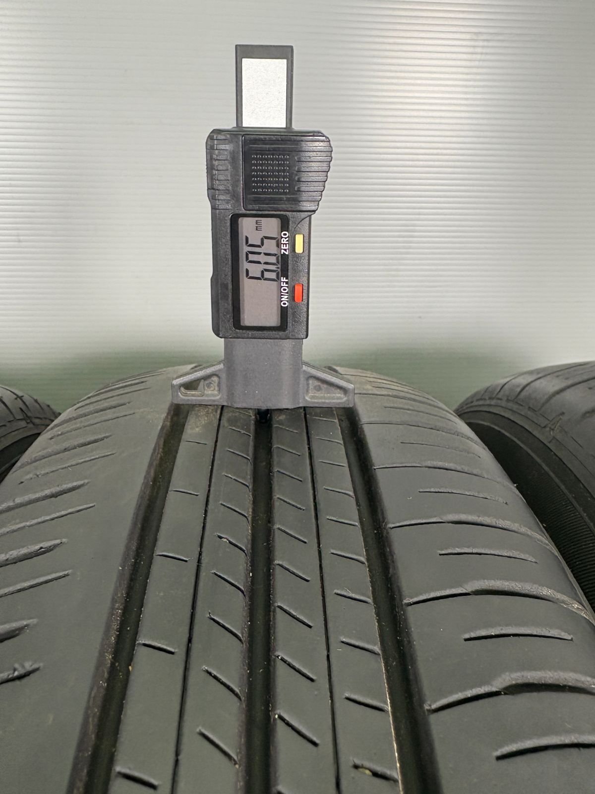 65R15 ダンロップ