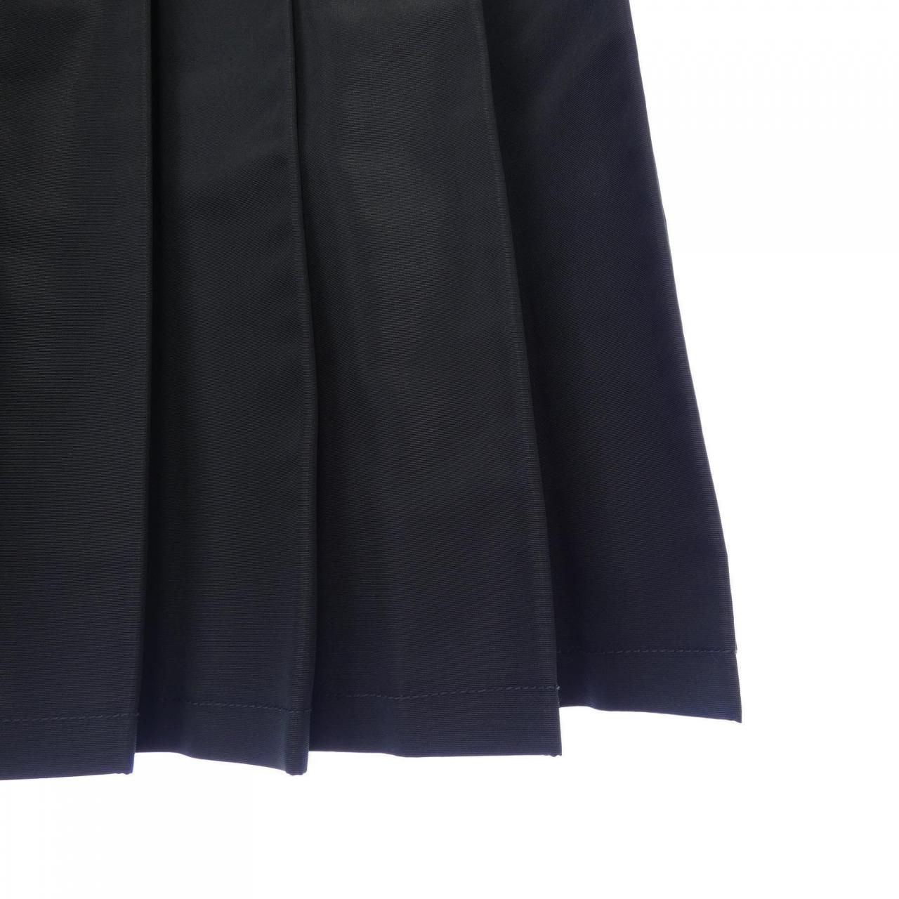 MIUMIU　ミュウミュウ　シルクスカート MIU MIU Recycled silk pleated skirt Grigio (MiuMiu/スカート