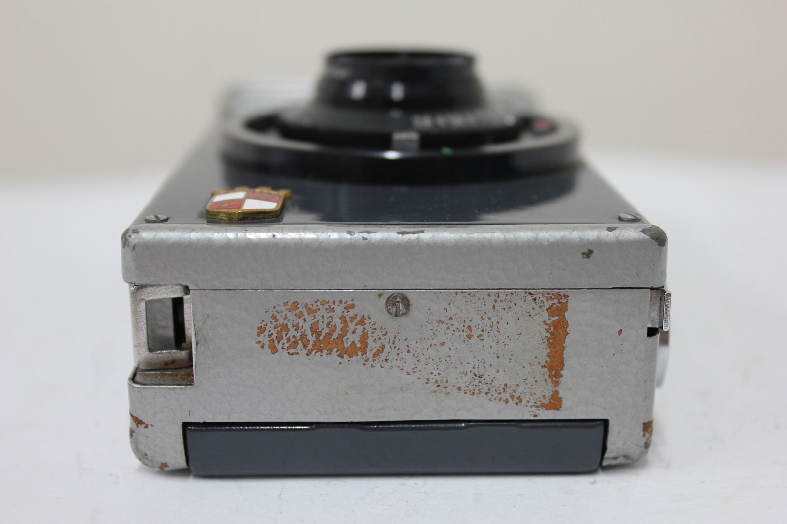 F コンパクトカメラ