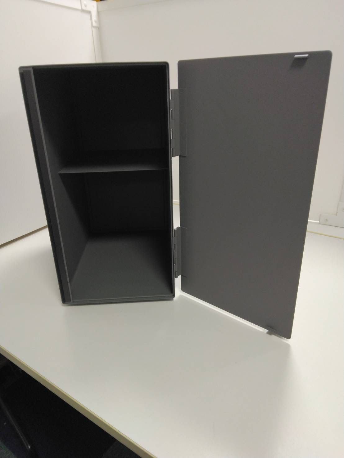 ホワイト　HUMAN MADE BREAD CASE 即完売　新品未使用　再販無 HUMAN MADE BREAD CASE - メルカリ
