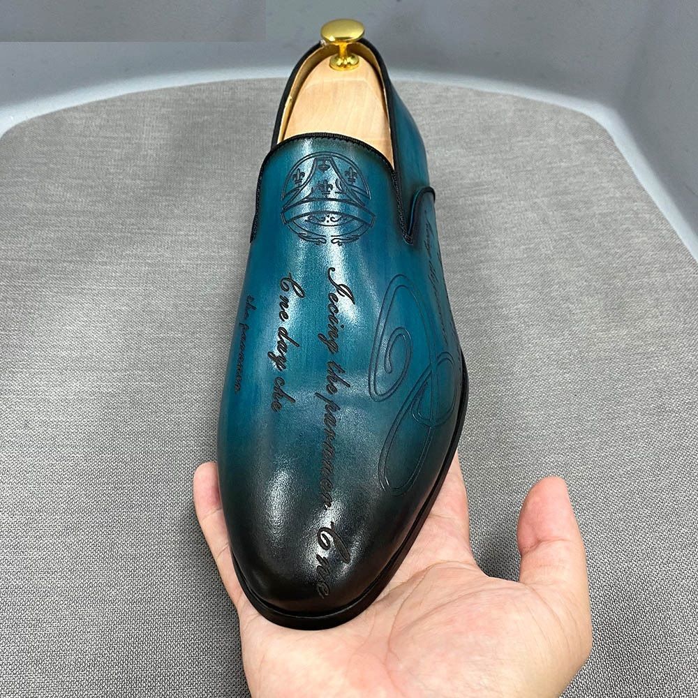 希少上質 実物写真 牛革 ハンドメード 紳士 メンズ靴 レザーシューズ メンズ 本革 ビジネスシューズ イギリススタイル サイズ選択可FW260 希少上質 実物写真 牛革 ハンドメード 紳士 メンズ靴 レザーシューズ