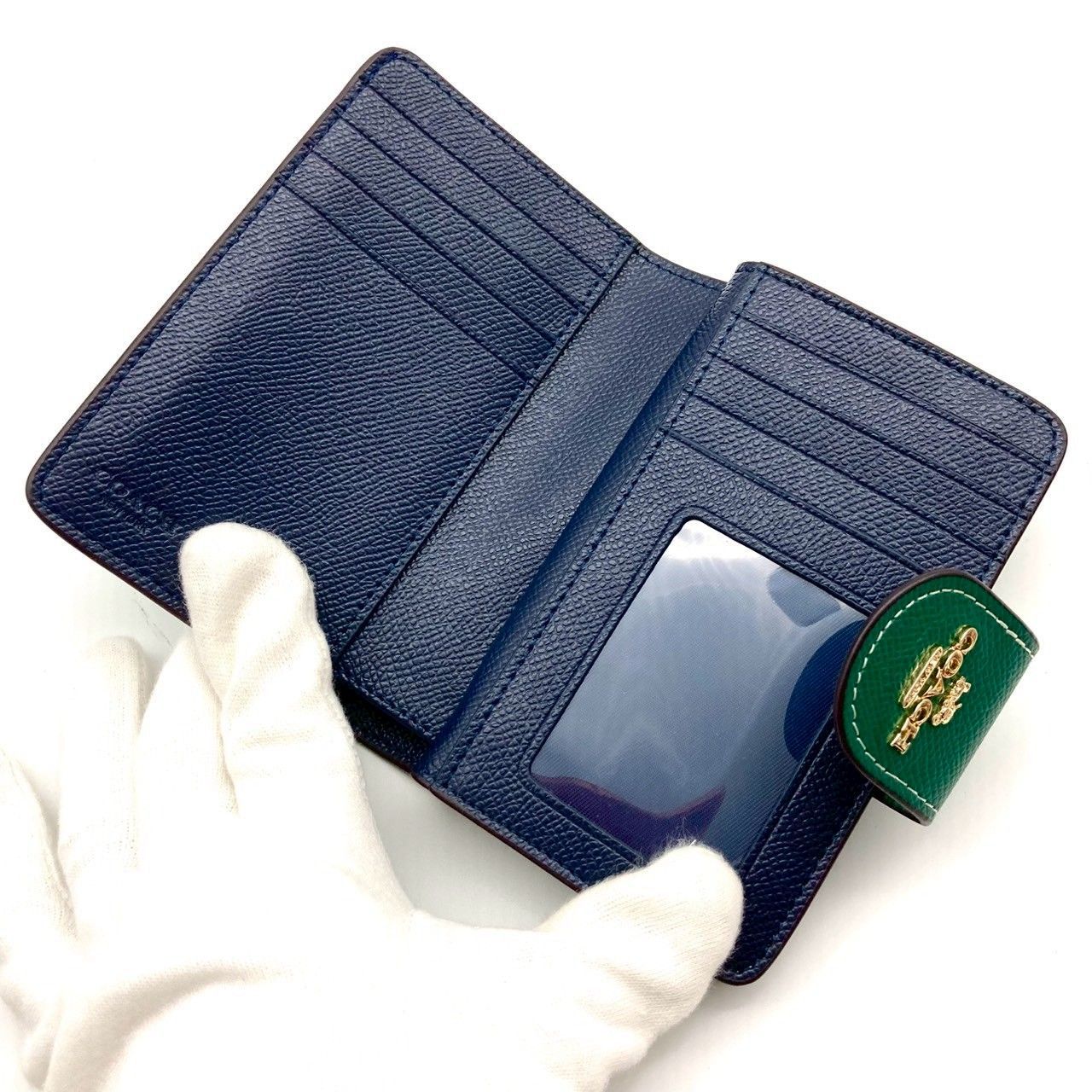 コーチ 二つ折り財布 折り財布 短財布 レザー グリーン 保管品 70908 コーチ 二つ折り財布 折り財布 短財布 レザー グリーン 保管品 70908