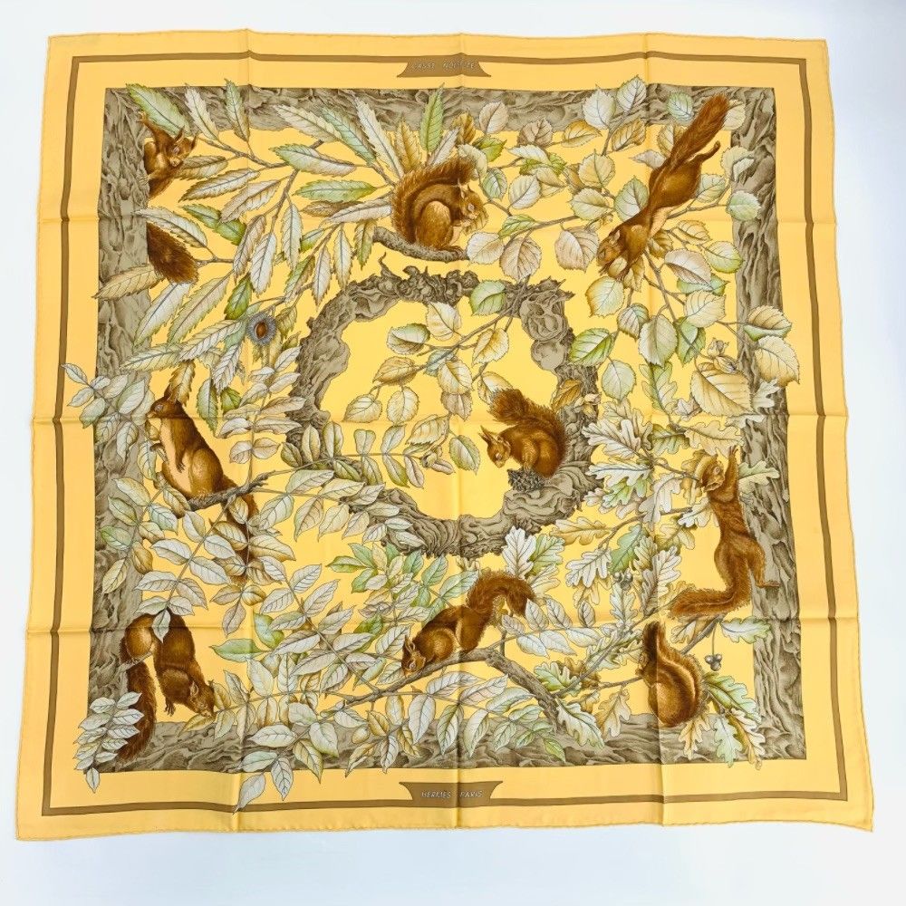 HERMES エルメス カレ90 CASSE-NOISETTE くるみ割り スカーフ
