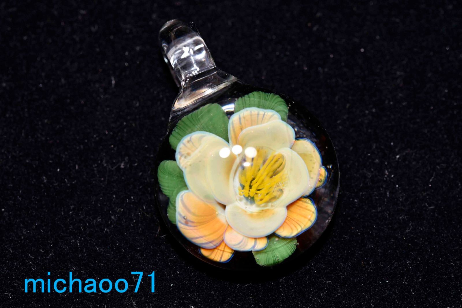 フラワー ガラスのペンダントトップ (12096-P21)GLASS FLOWER 透き通っ