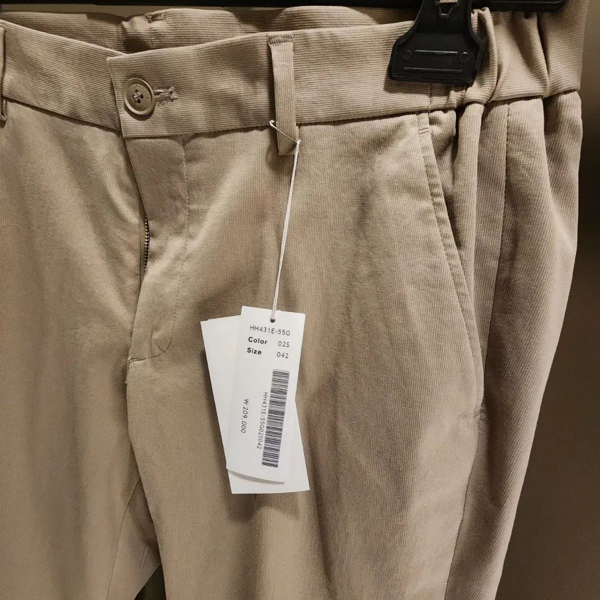 チノパンツ