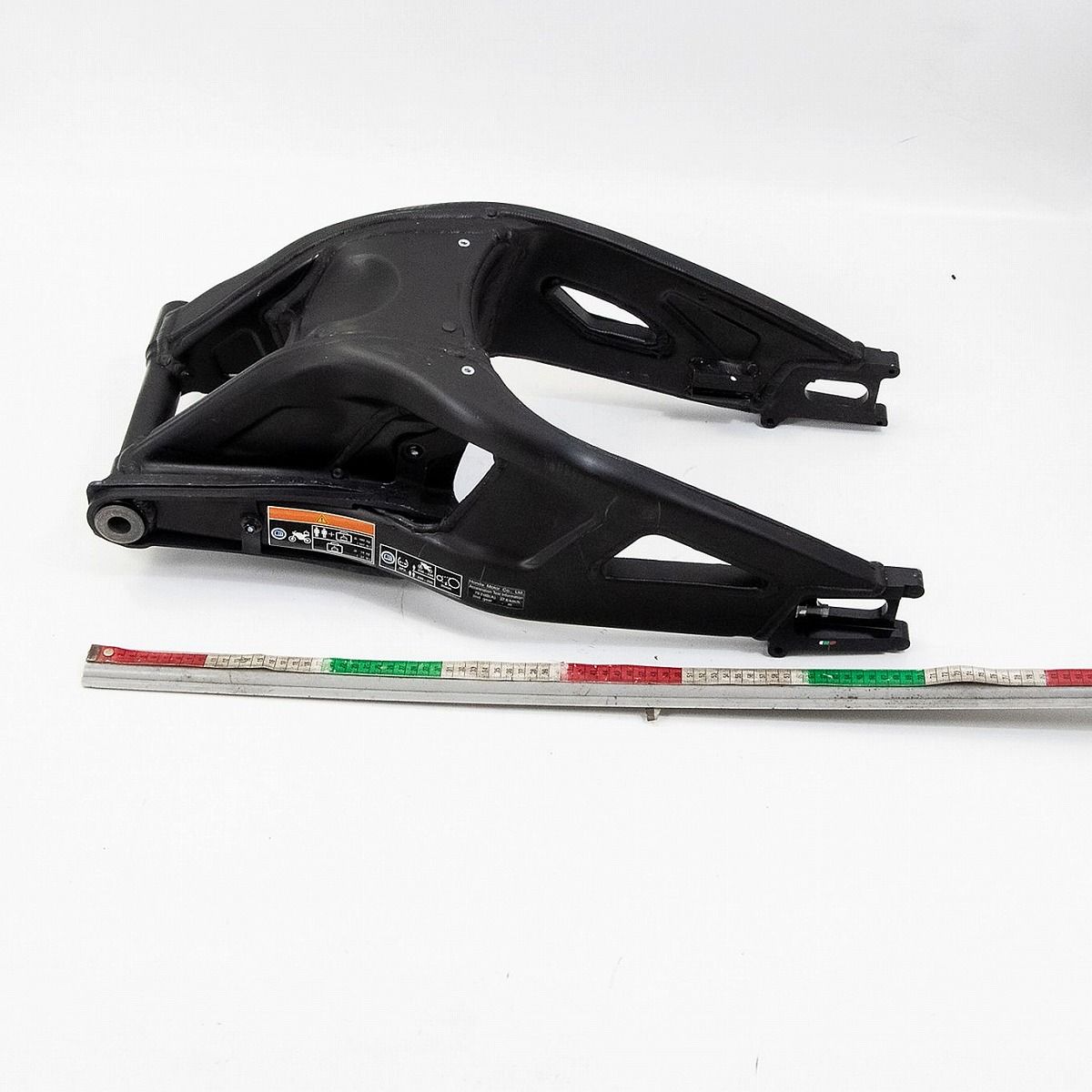 ホンダ CBR1000RR-R SC82 純正 新車外し スイングアーム 3 小傷