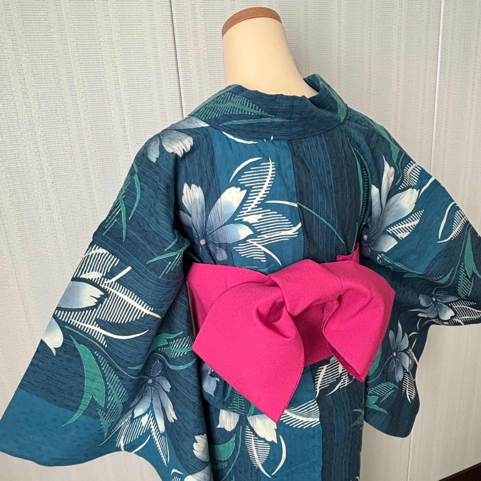 ⭐︎. さん専用⭐︎ 美品！レディース浴衣 黒地 白花柄 浴衣館グレース青と