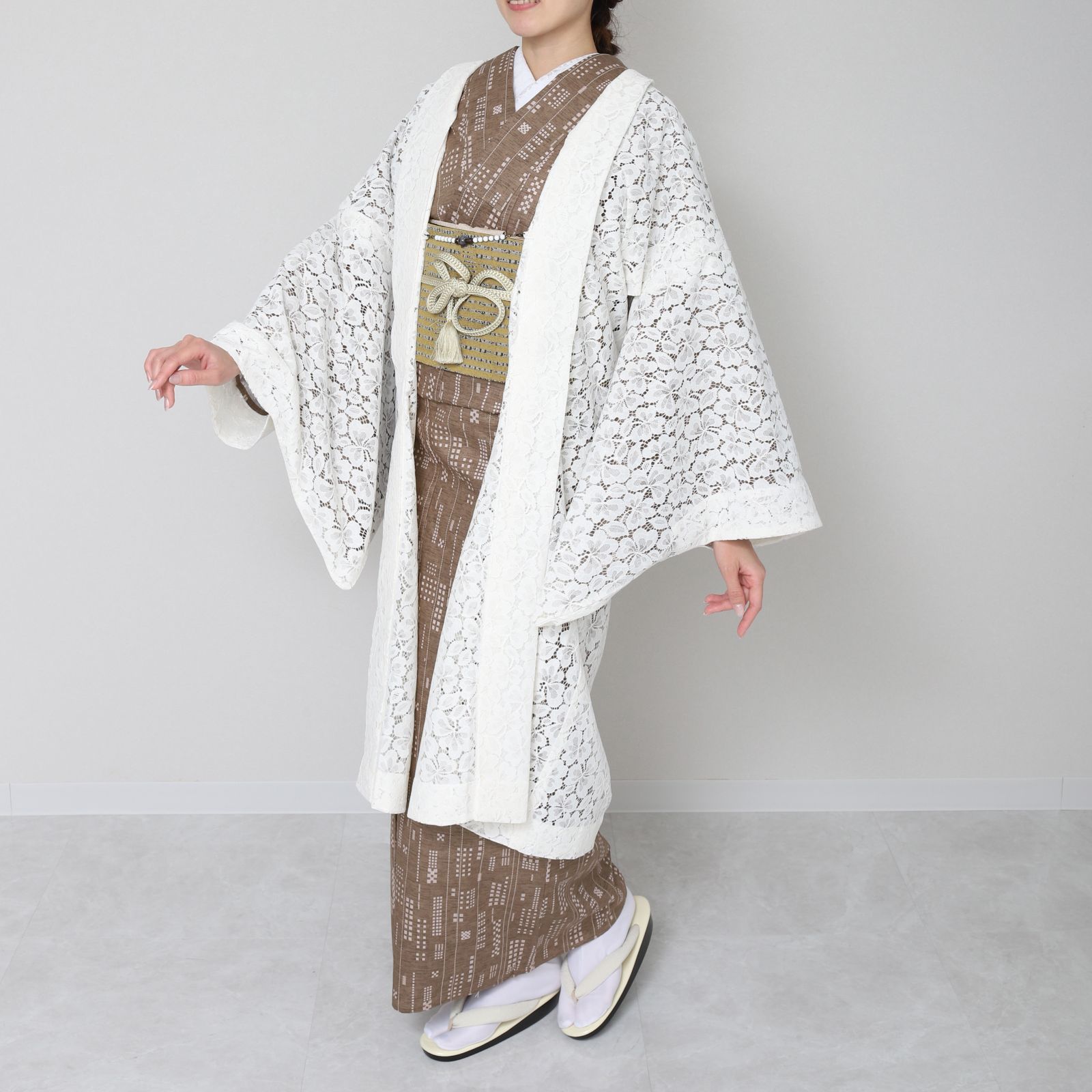 新品 未使用 レース 長羽織 ホワイトクリーム 新品 未使用 レース 羽織 ホワイトクリーム 長羽織 - メルカリ