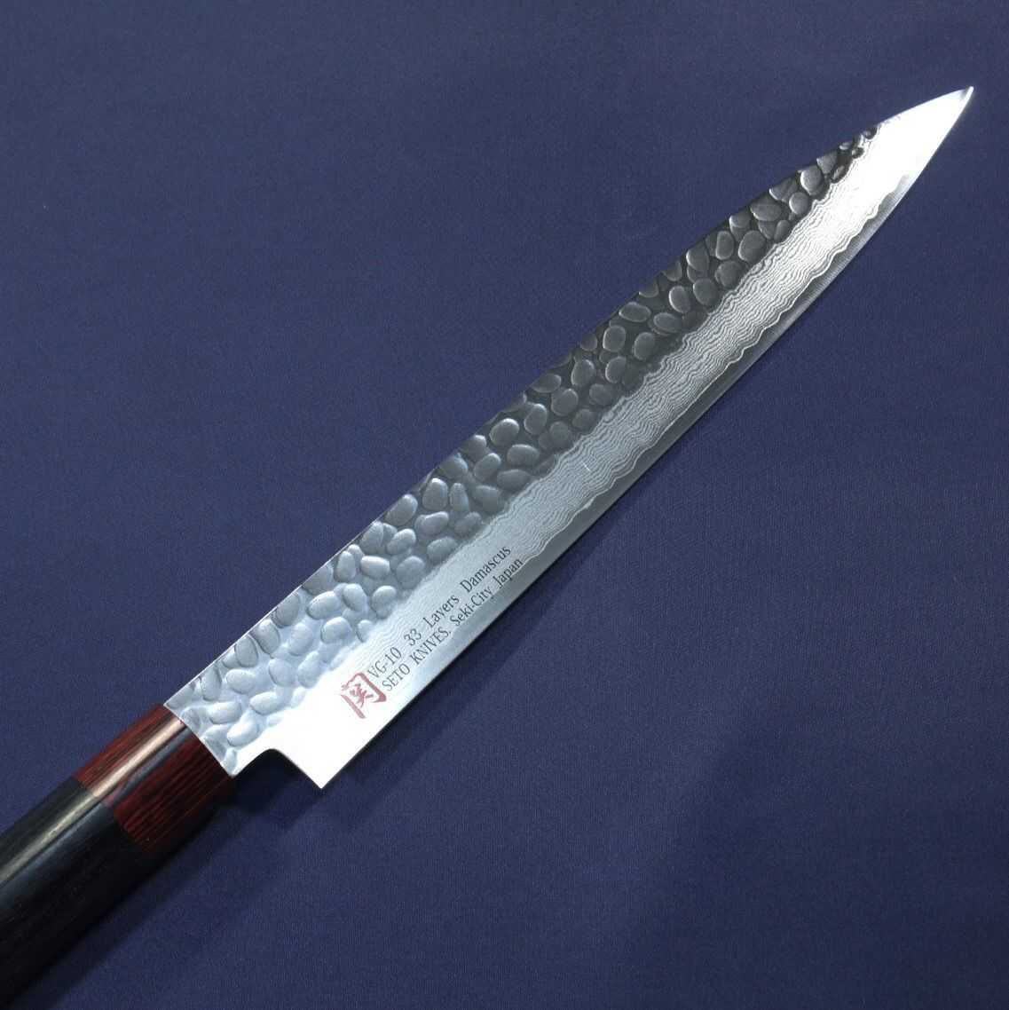 伊勢屋 柳刃 刺身包丁 210mm V金10号 33層槌目ダマスカス - メルカリ