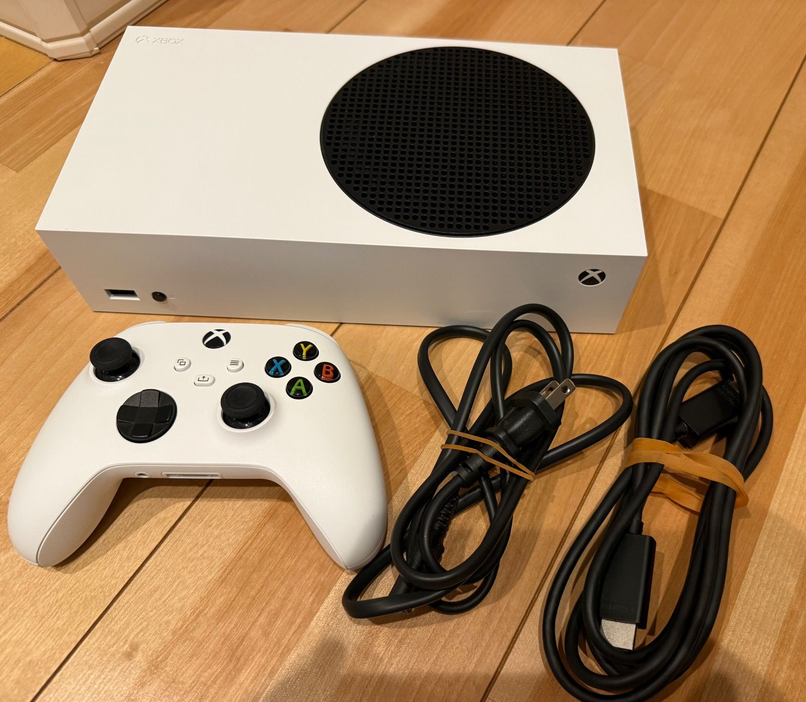 2024最新のスタイル Xbox Series S 512GB 本体ほぼ未使用コントローラーセット極美品 家庭用ゲーム機本体