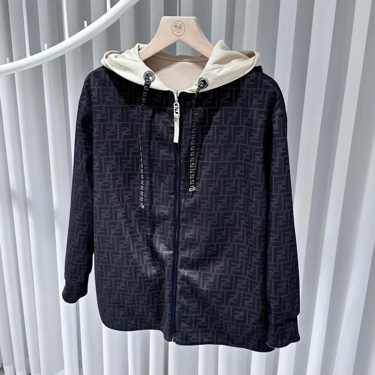 S ／ FENDI(フェンディ) 未使用 レディース FF ロゴ リバーシブル 