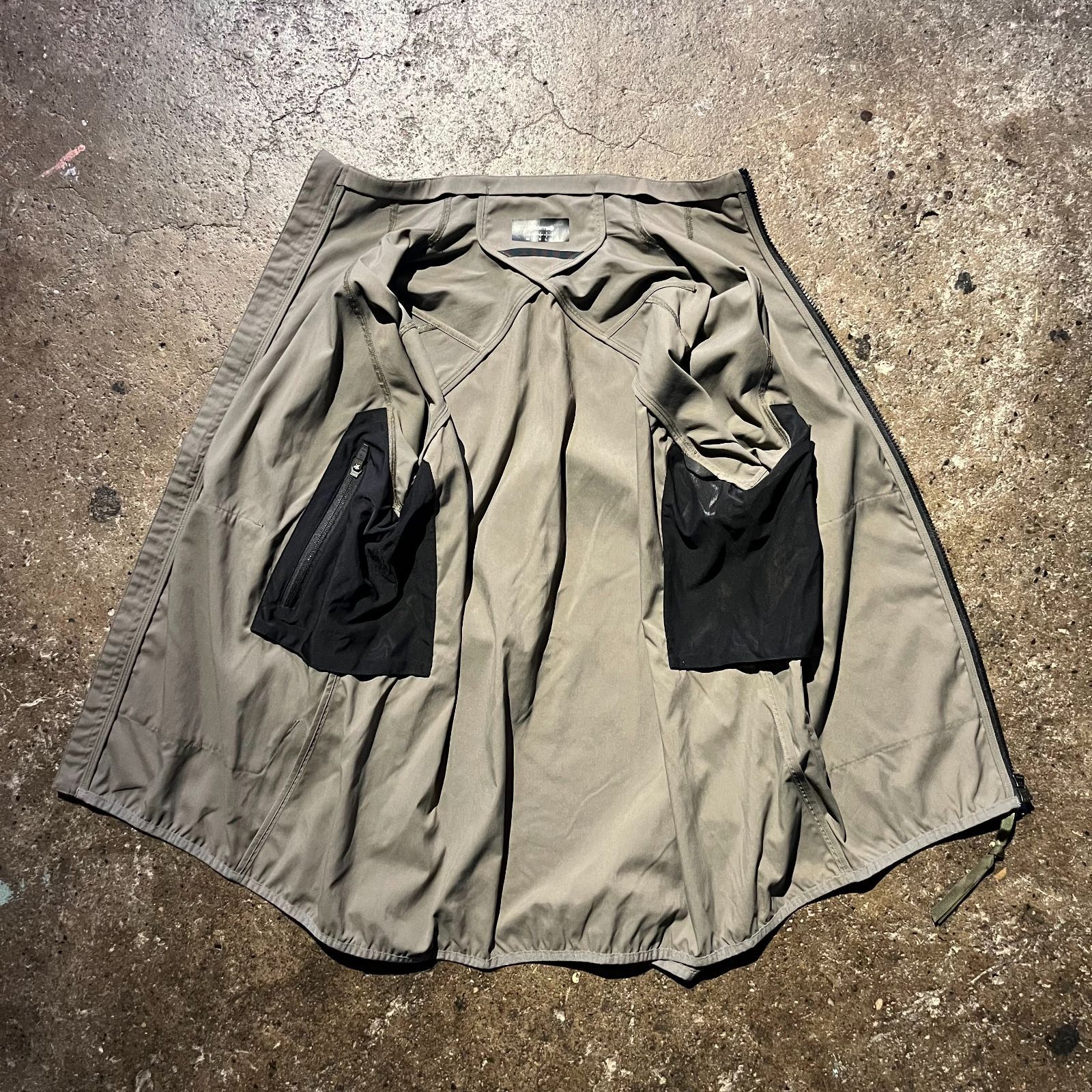 ACRONYM J97-M Nylon Stretch Contour Jacket Gen. 1 Lightshell (WR 