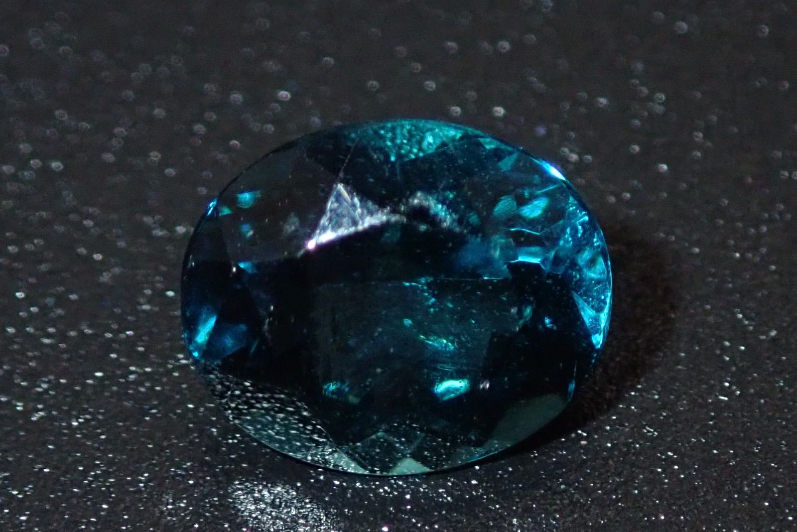 天然ブルートルマリン1.125ct 約7×6mm ソーティング付き！