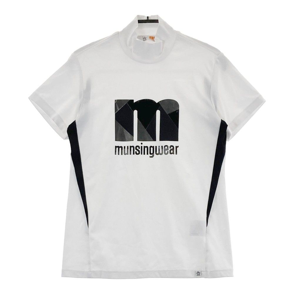 サイズ：S MUNSING WEAR マンシングウェア 2023年モデル ハイネック 半袖Tシャツ  ホワイト系 [240101431127] ゴルフウェア レディース ストスト MUNSING WEAR マンシングウェア ハイネック 半袖Tシャツ