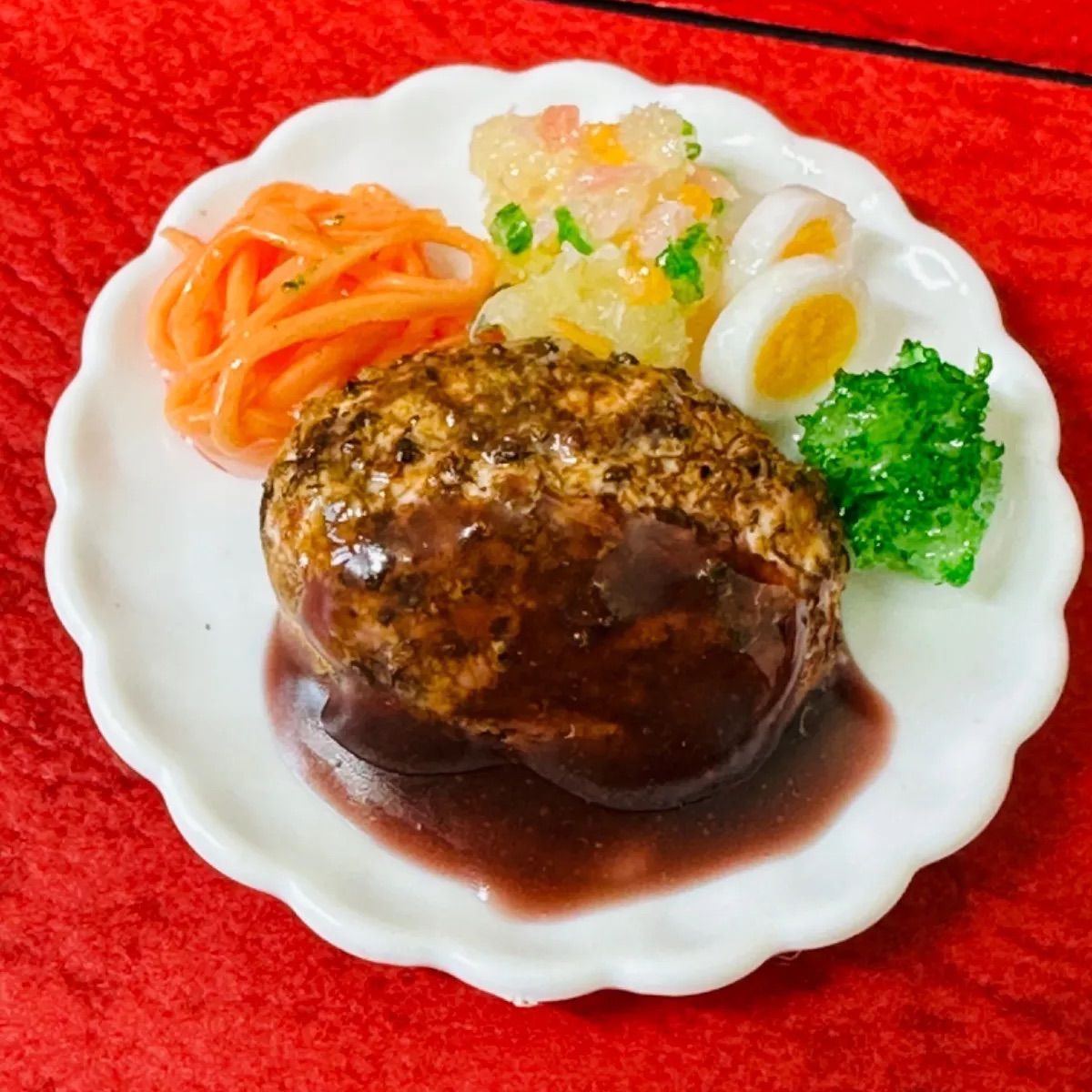 197 ハンバーグ ⭐️ミニチュアフード ハンバーグ ドールハウス リカ