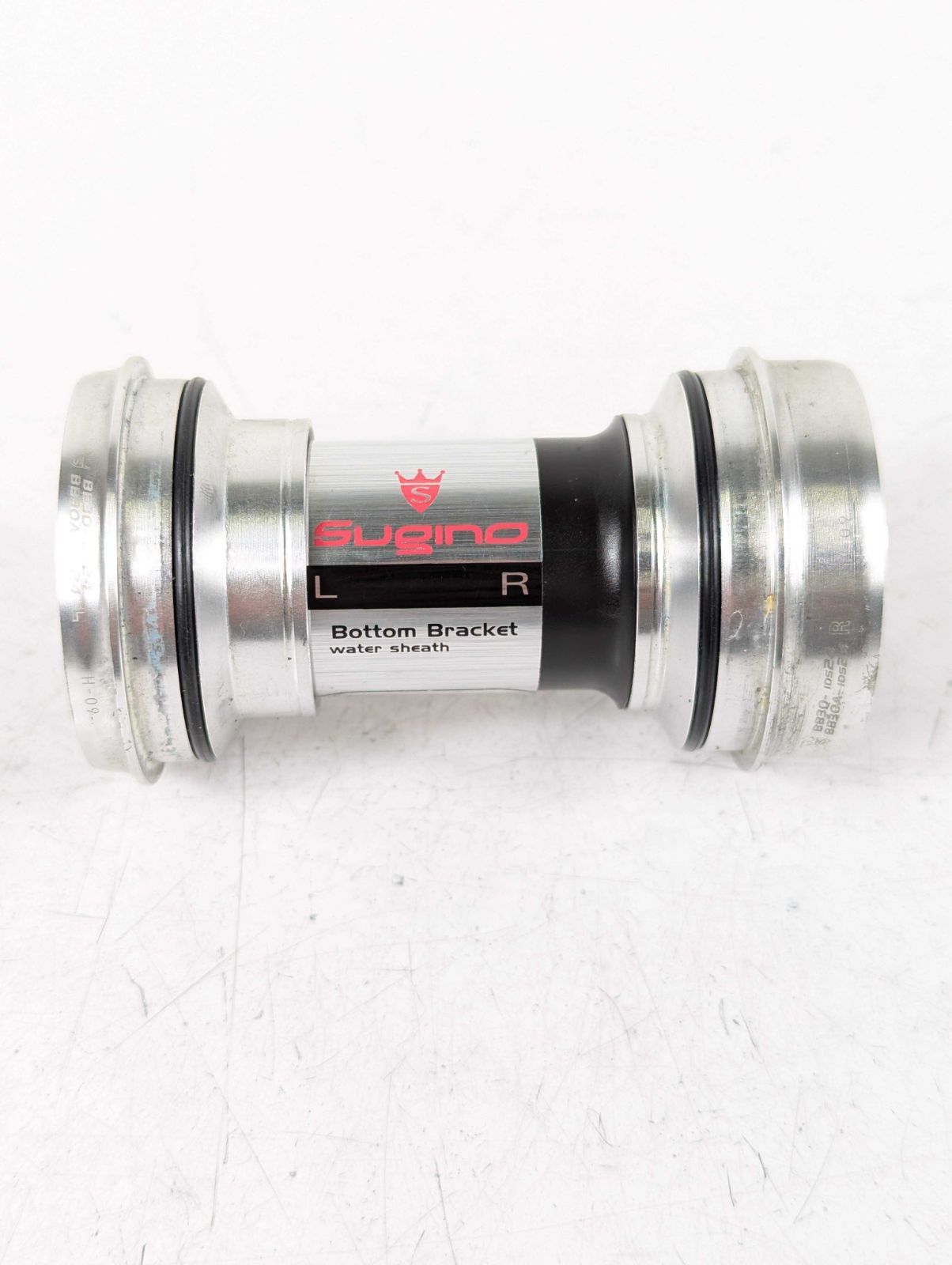 Sugino ボトムブラケット BB30/BB30A 並品】Sugino BB30/BB30A ボトムブラケット BB250702A - メルカリ