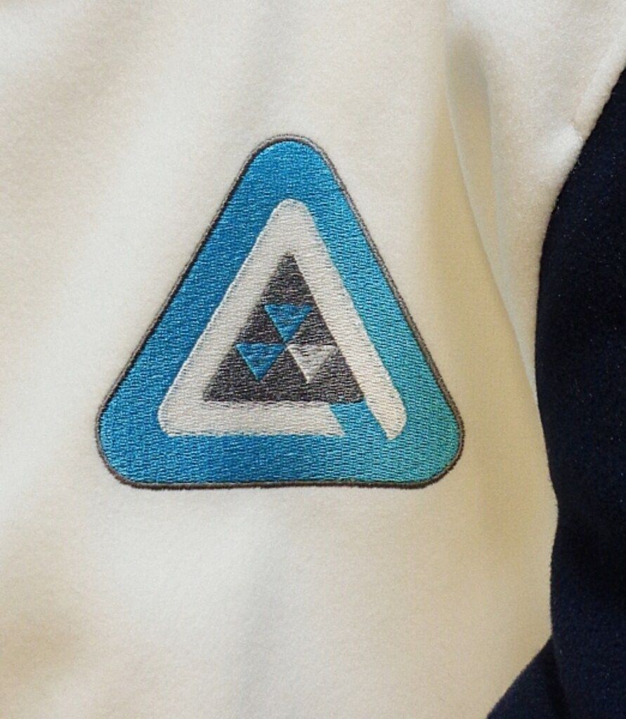 ブルーアーカイブ チヒロ スタジャン (12/29まで) ブルーアーカイブ -Blue Archive- チヒロのミレニアムスタジャン