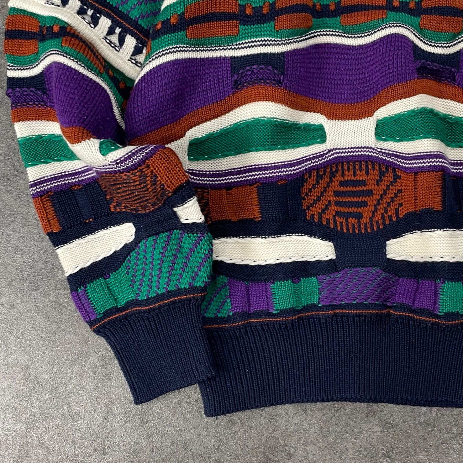 COOGI 3Dニット セーター マルチカラー S オーストラリア製 ウール COOGI 3Dニット セーター マルチカラー S オーストラリア製 ウール 90s