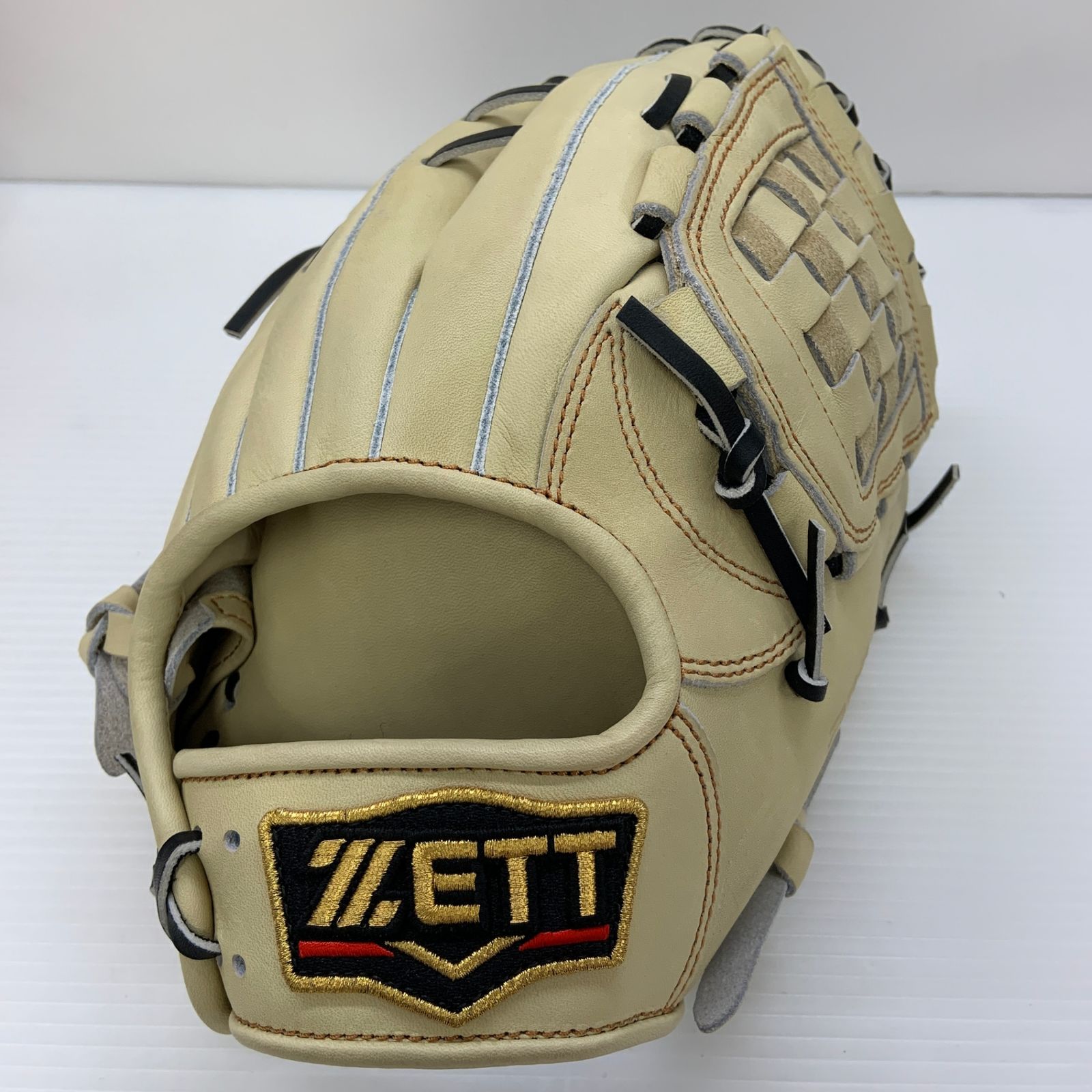 ゼット ZETT プロステイタス 軟式 大人 一般 内野手用 グローブ グラブ 右投げ BRGB30561G グローブ袋付き 野球 6383