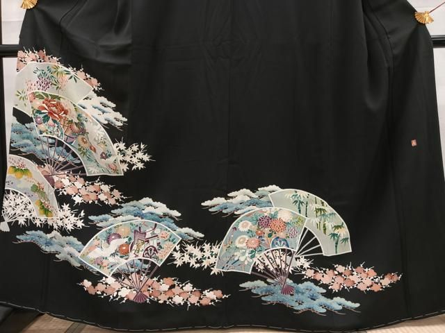 平和屋着物○本加賀友禅作家 奥原一就 黒留袖 扇面草花文