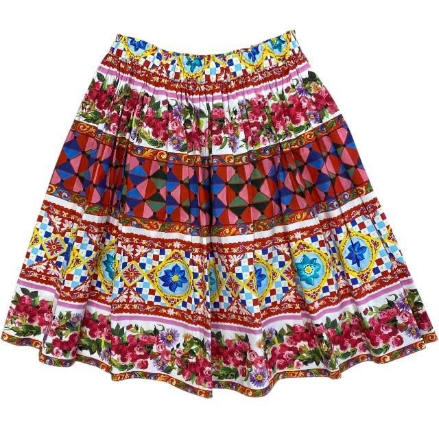 DOLCE&GABBANA＊刺繍入り膝丈スカート タイトスカート（ブランド