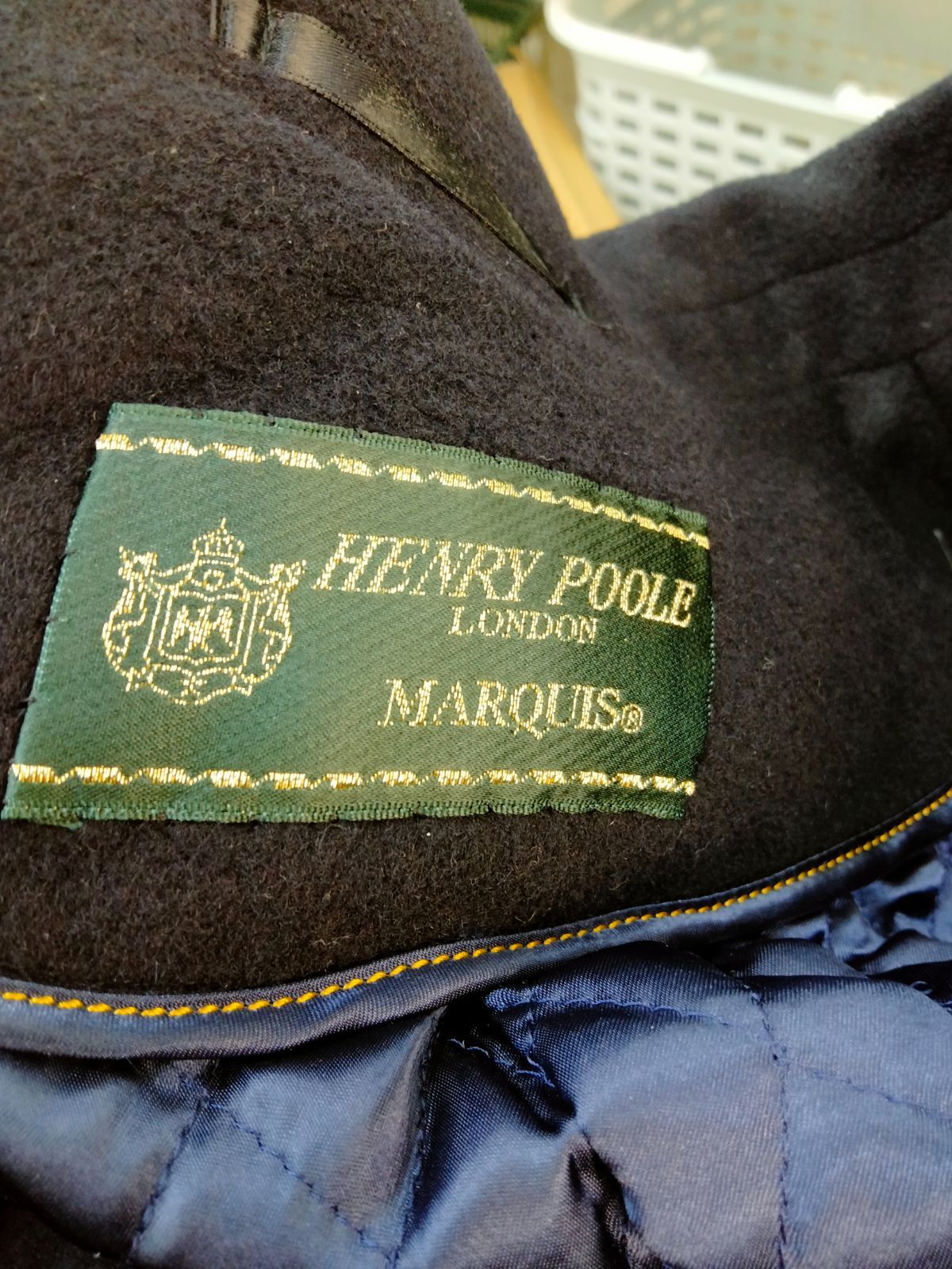 HENRY POOLE カシミヤ100% ステンカラーコート 黒/UW416 HENRY POOLE カシミヤ100% ステンカラーコート 黒/UW416