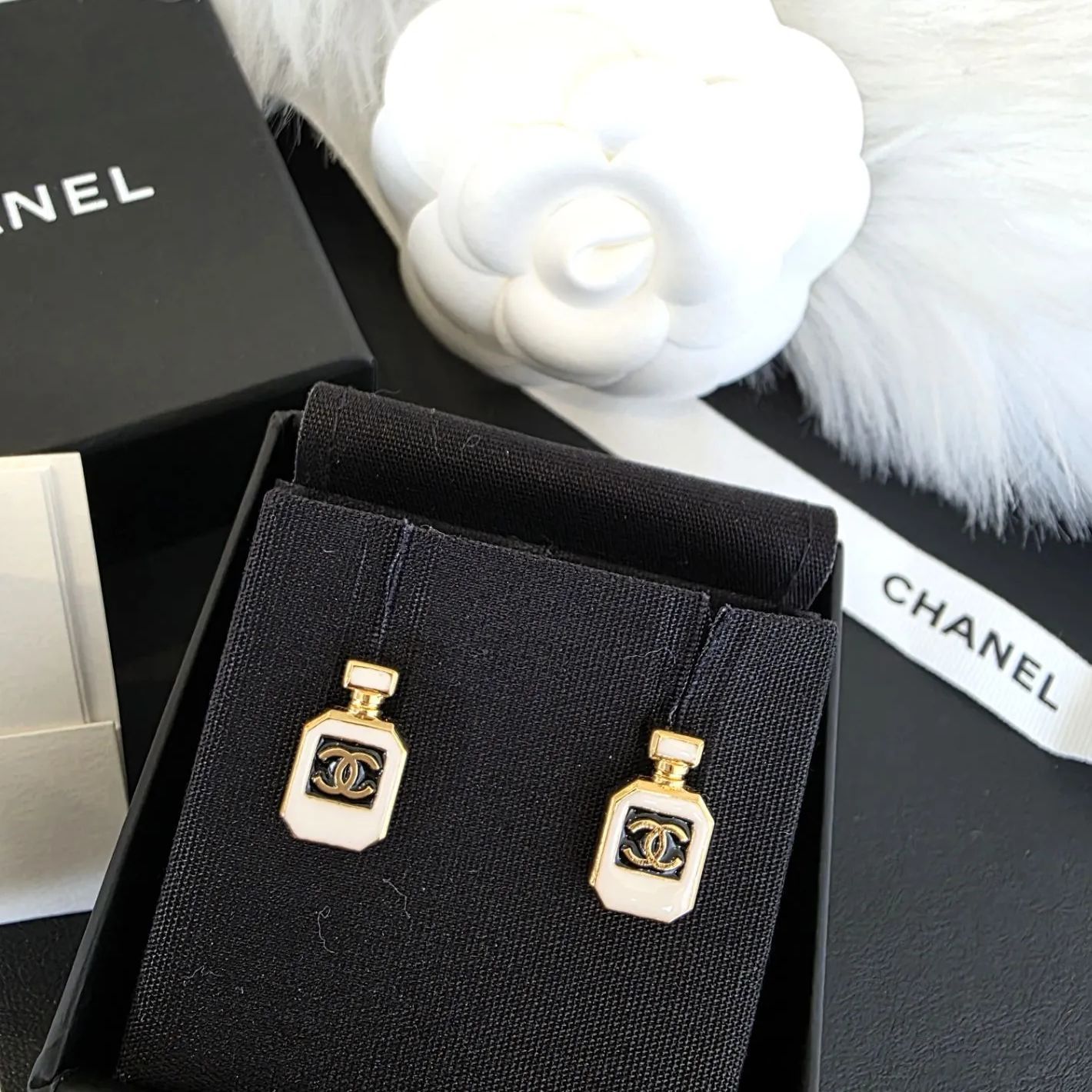 CHANEL♡未使用♡25 ☆美品 2025年【CHANEL/シャネル】ココマーク パフューム ボトル