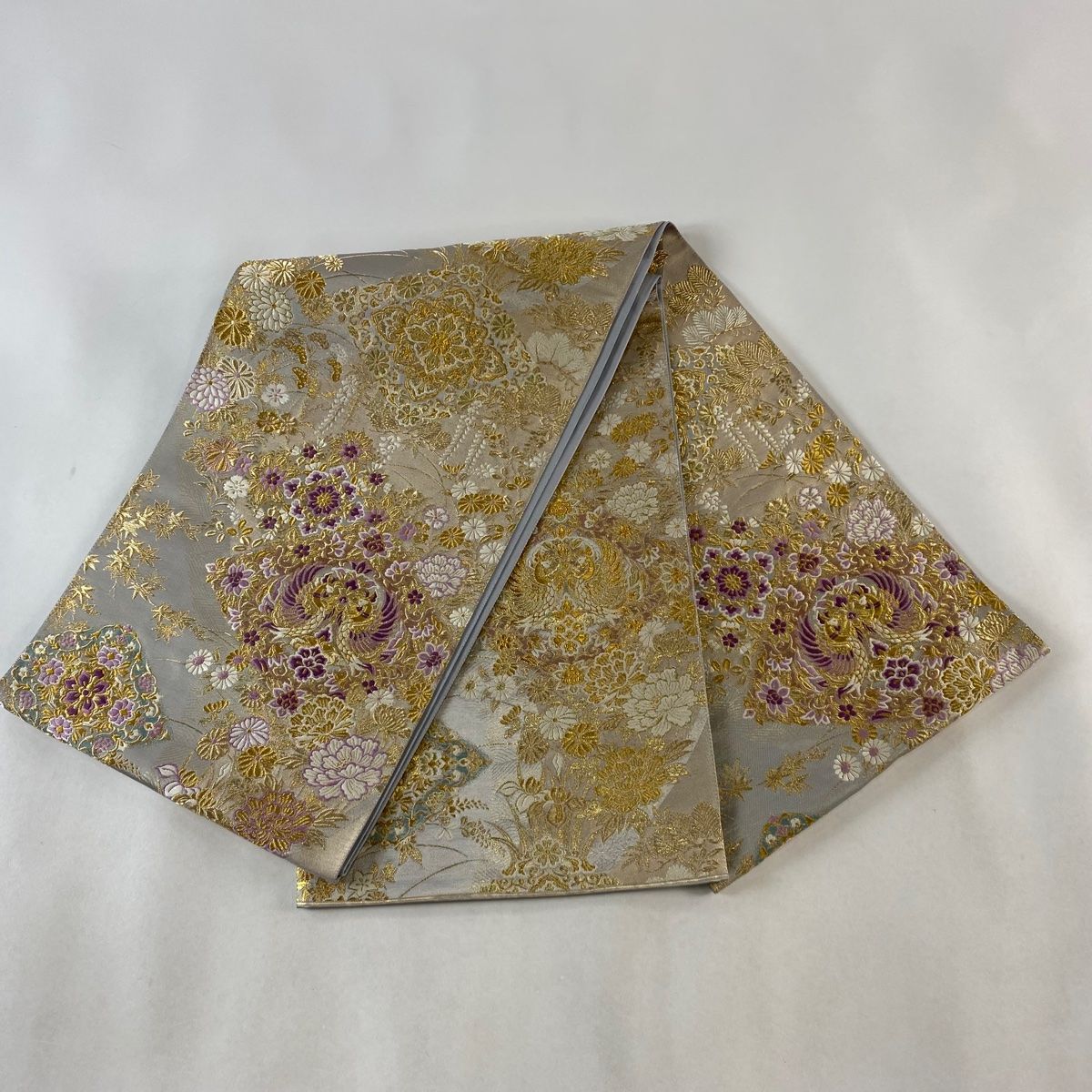 袋帯 美品 逸品 じゅらく 落款 帝王紫 向かい鳥 華文 金糸 刺繍