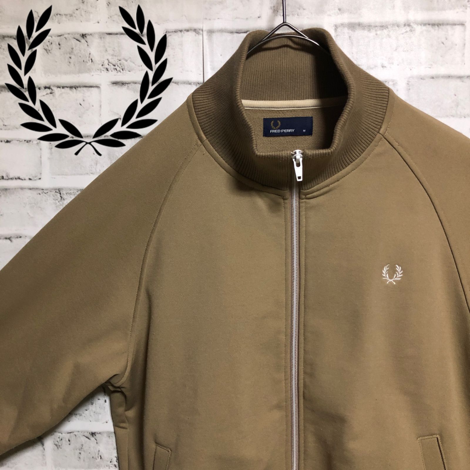 FRED PERRY トラックジャケット　ジャージ　月桂樹ロゴ　M