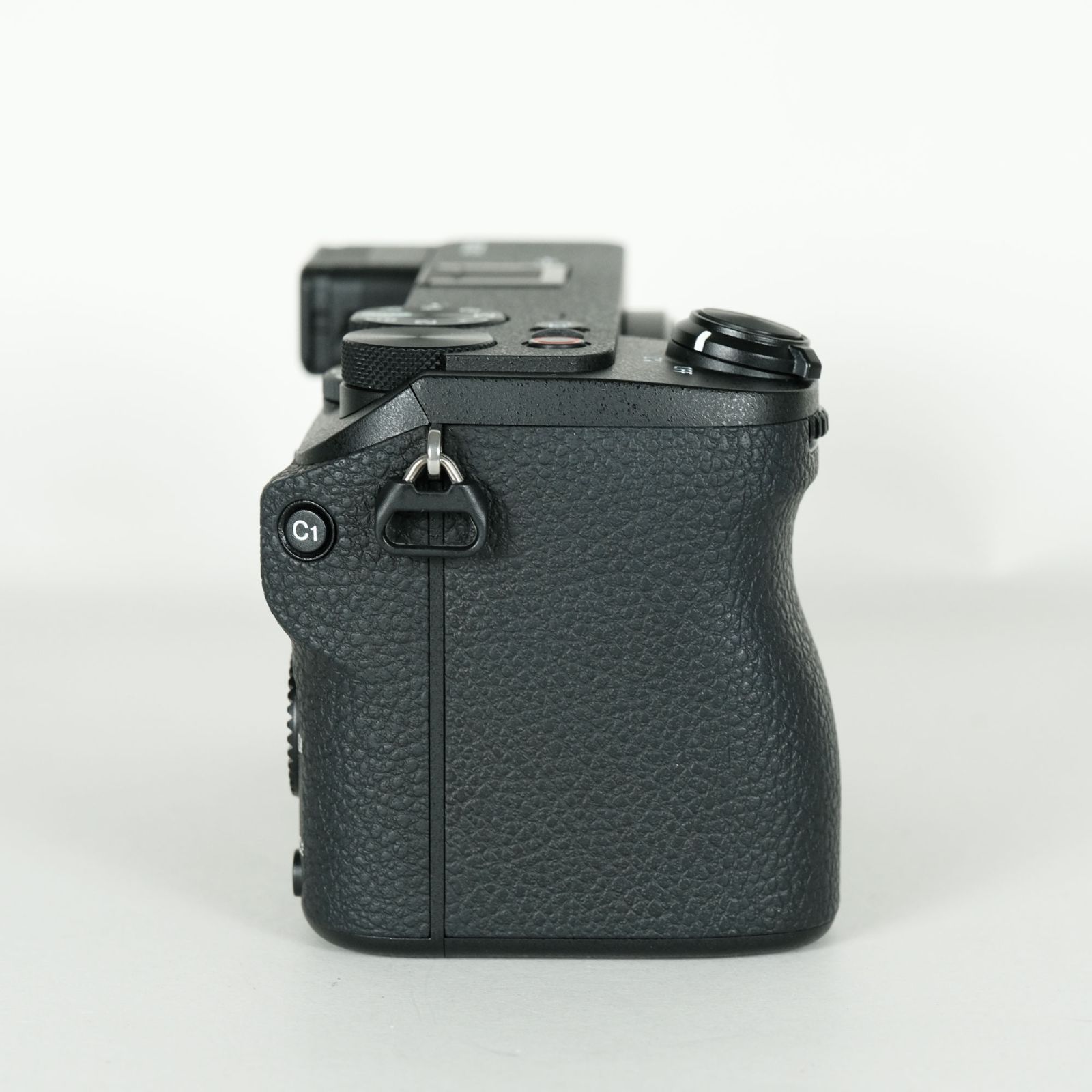 シャッター数18回 SONY